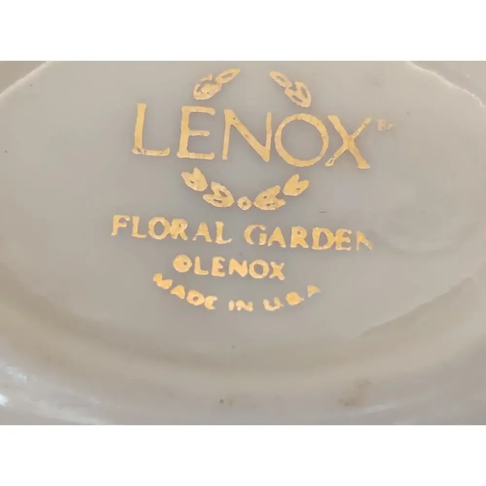 Lenox two piece cottage vanity set